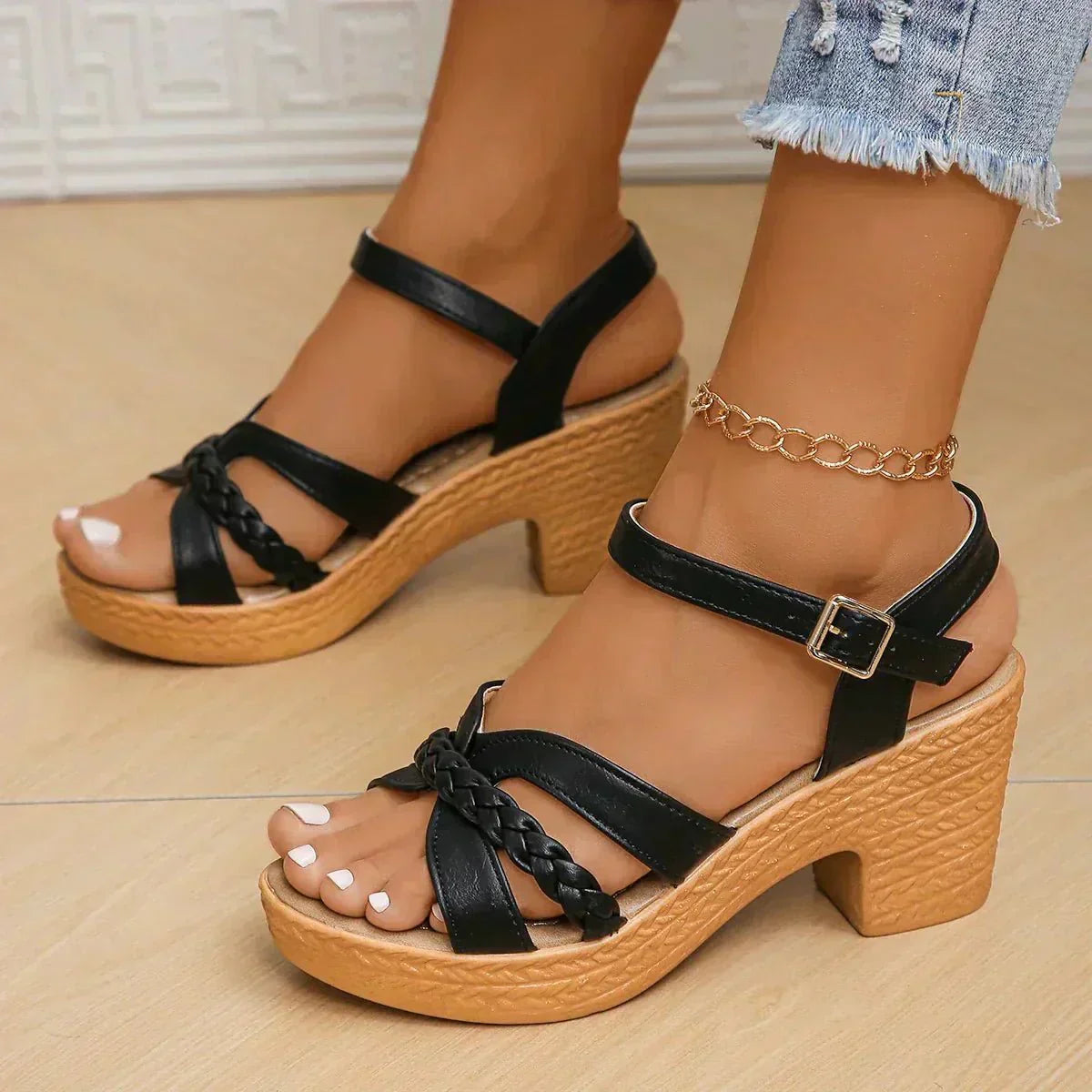 Nerina | Comfortable Fashion Sandals