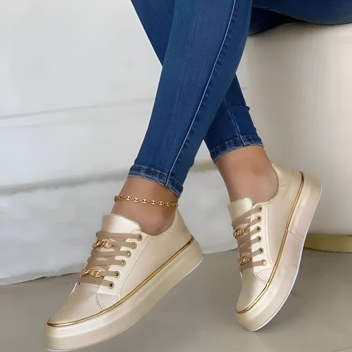 Alexya | Stylish Sneakers